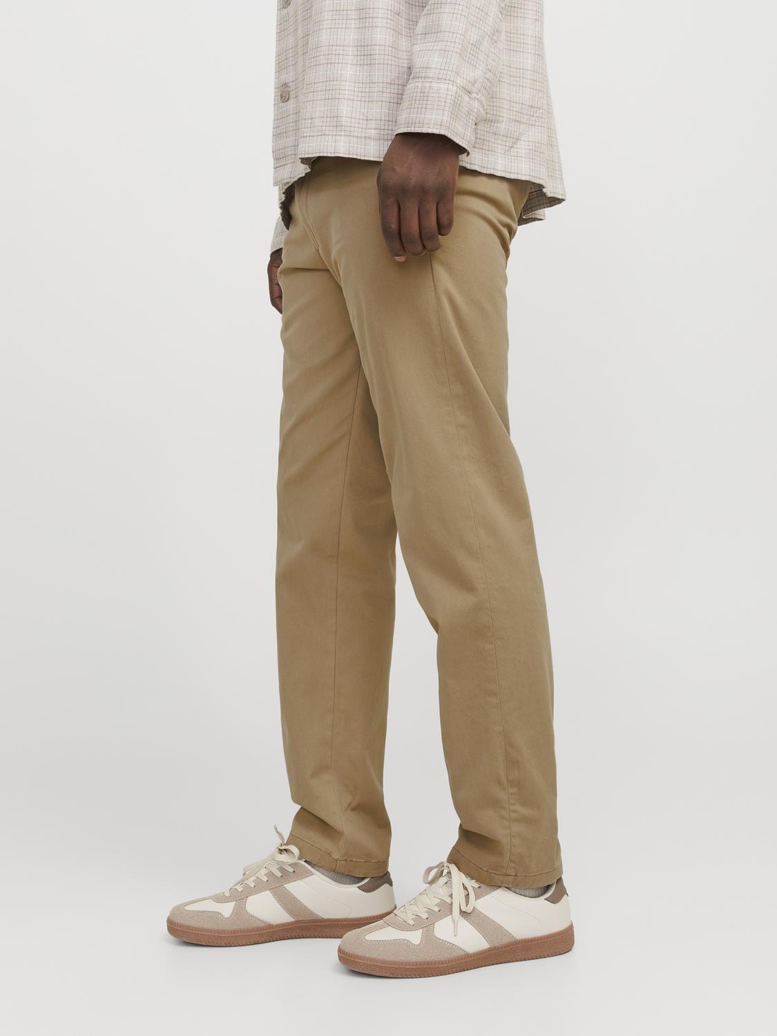 model_shot-detail